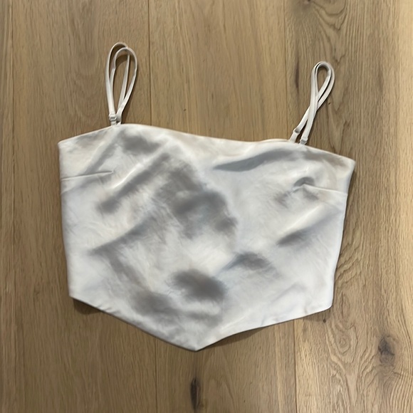 Aritzia Tops - Aritzia Sunday Best Elektra Satin Camisole